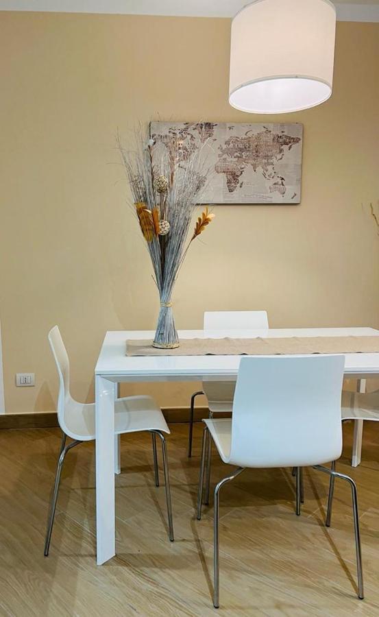 Comecasa Modern Apartment In Historical Centre Asti Zewnętrze zdjęcie