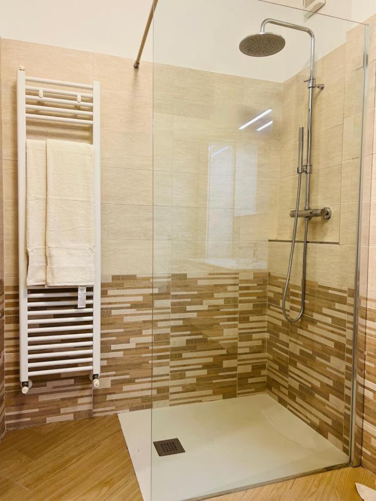 Comecasa Modern Apartment In Historical Centre Asti Zewnętrze zdjęcie